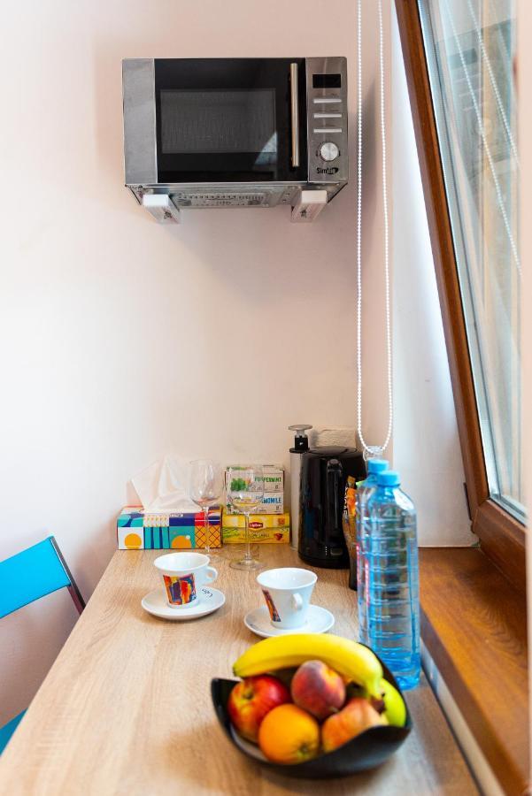Center Walking Apartment And Room Bükreş Dış mekan fotoğraf