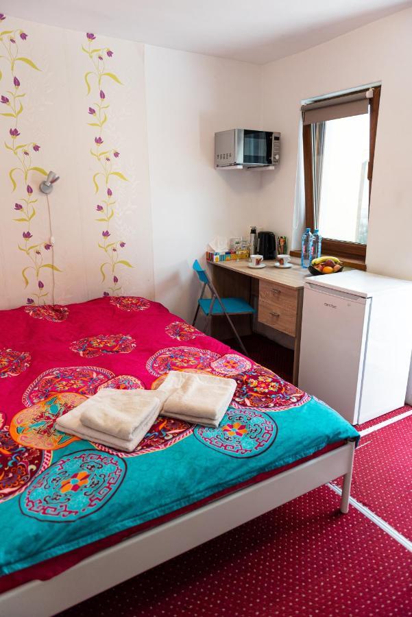 Center Walking Apartment And Room Bükreş Dış mekan fotoğraf