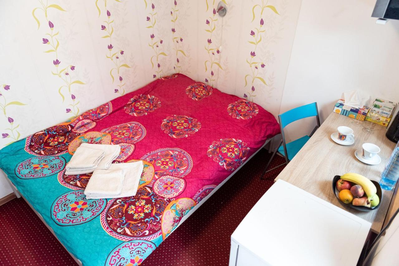 Center Walking Apartment And Room Bükreş Dış mekan fotoğraf