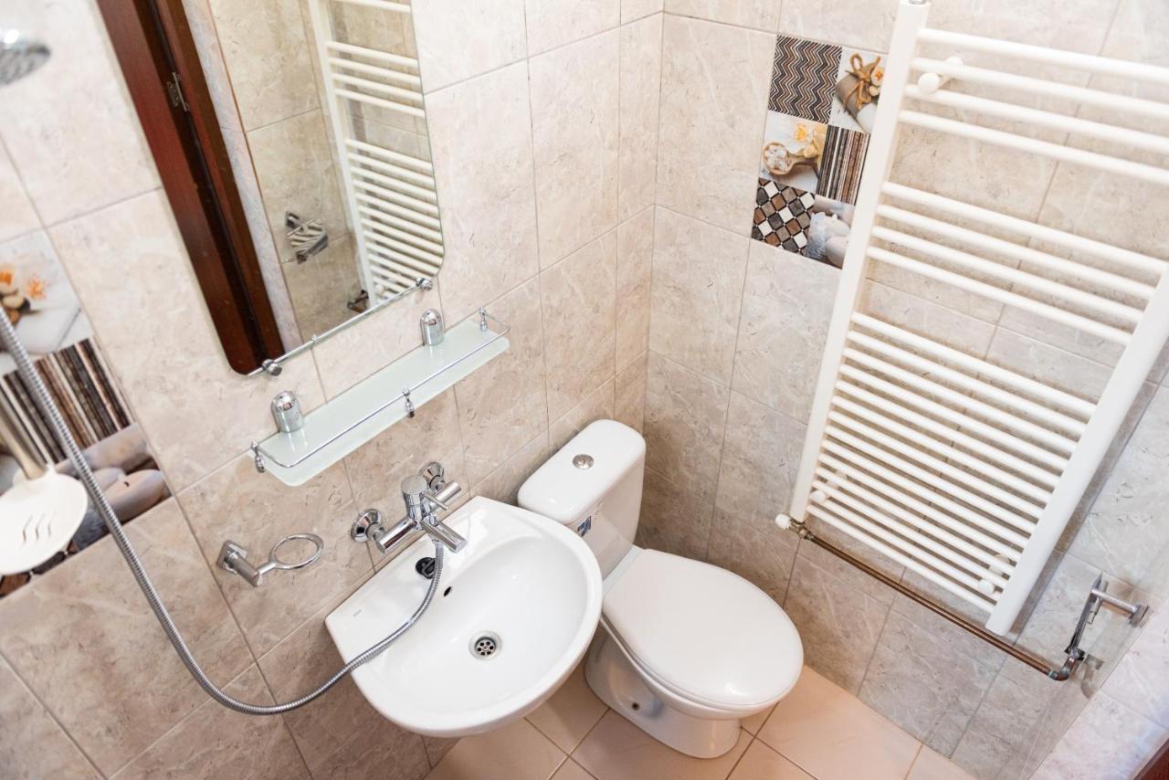 Center Walking Apartment And Room Bükreş Dış mekan fotoğraf