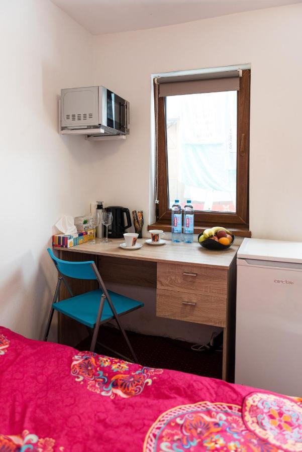 Center Walking Apartment And Room Bükreş Dış mekan fotoğraf